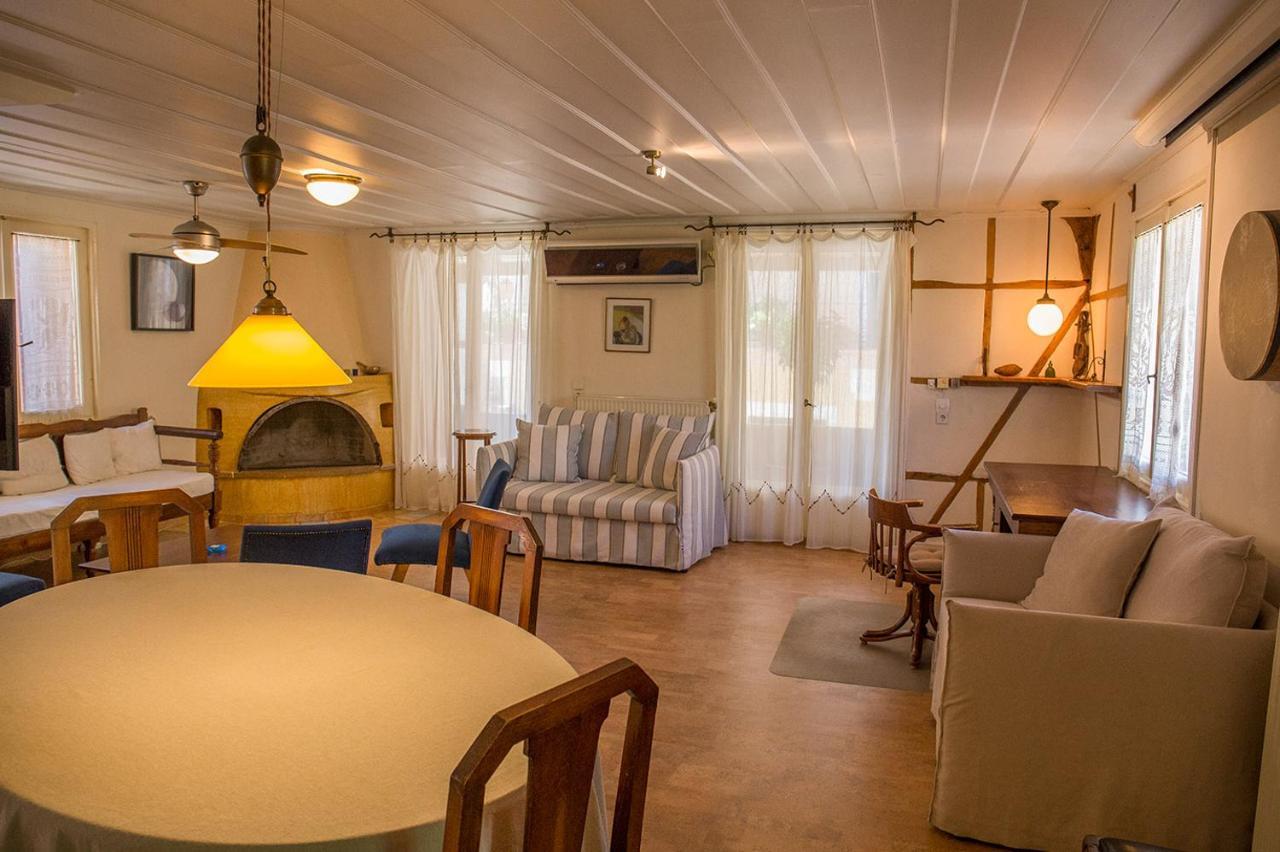 Lefkada Town Traditional House / Cozy Yard Экстерьер фото
